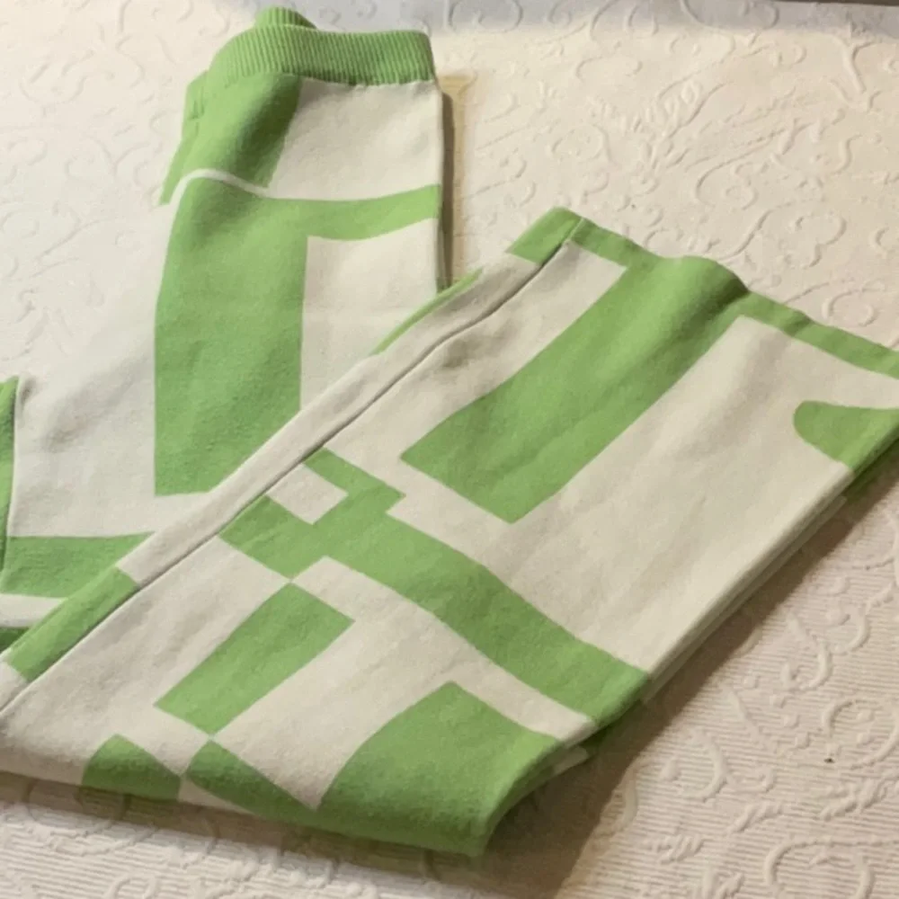 Princess Polly Light Green Knit Wide leg Pants. Small/Medium. Stretch Durable.